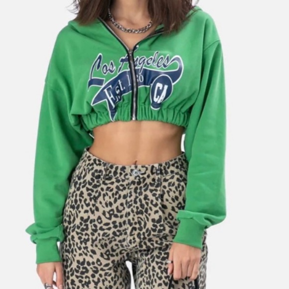 Tops - Adika Cropped Hoodie